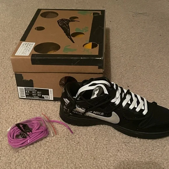 Nike dunk lot 50 size 9.5 w extra laces - Picture 3 of 3